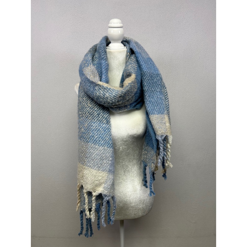 Cozy Soft Winter GAP Women One Size Blue Cream Plaid Oversized Blanket Scarf